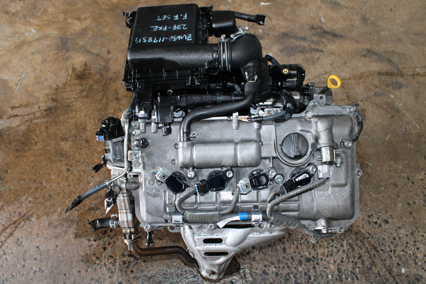 2010-2011-2012-2013-2014-2015 TOYOTA PRIUS 1.8L ENGINE HYBRID JDM 2ZR FXE 2ZRFXE