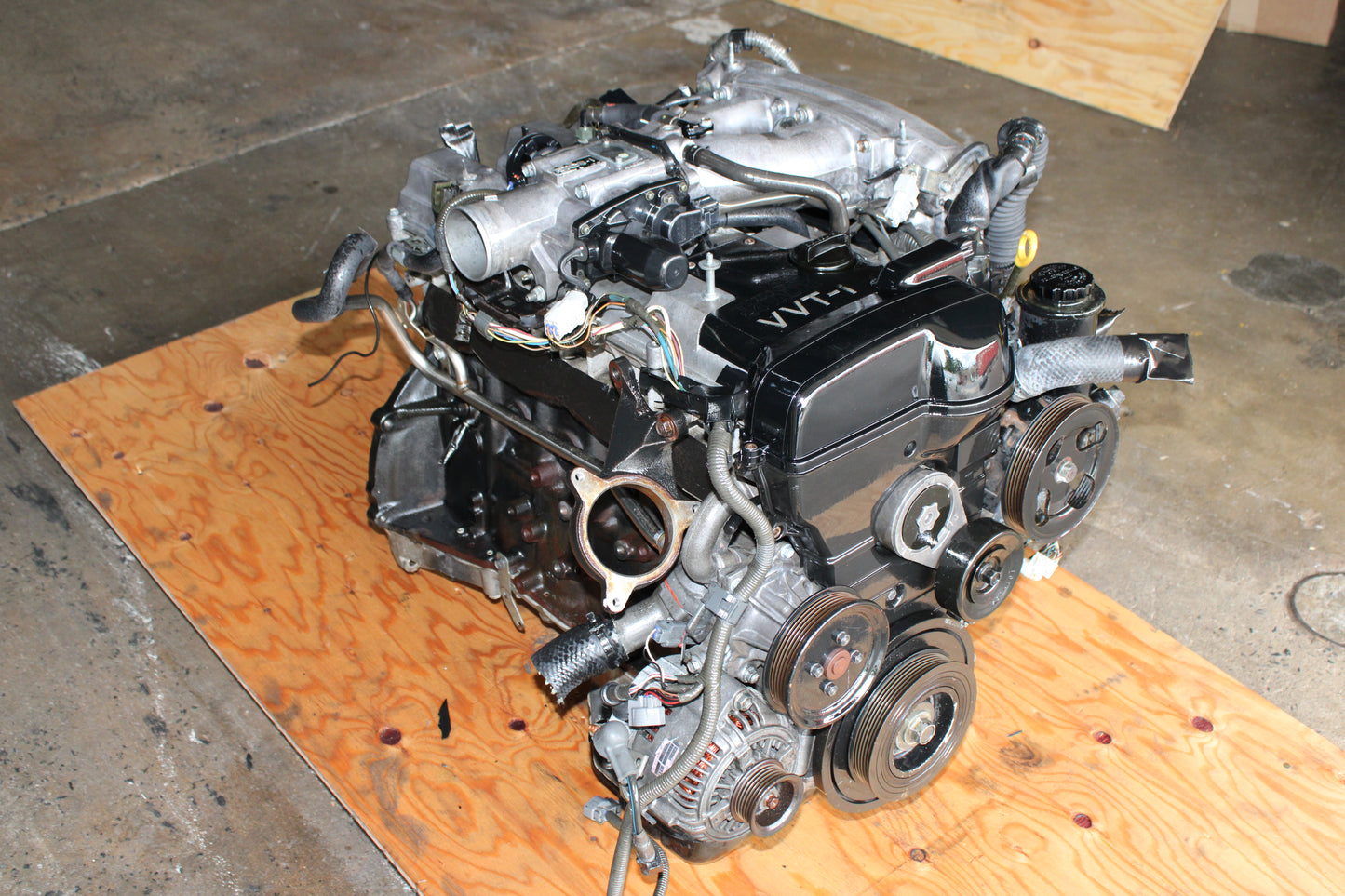 JDM 2JZGE VVTI ENGINE FOR 97-00 LEXUS SC300 98-05 LEXUS GS300 01-05 LEXUS IS300