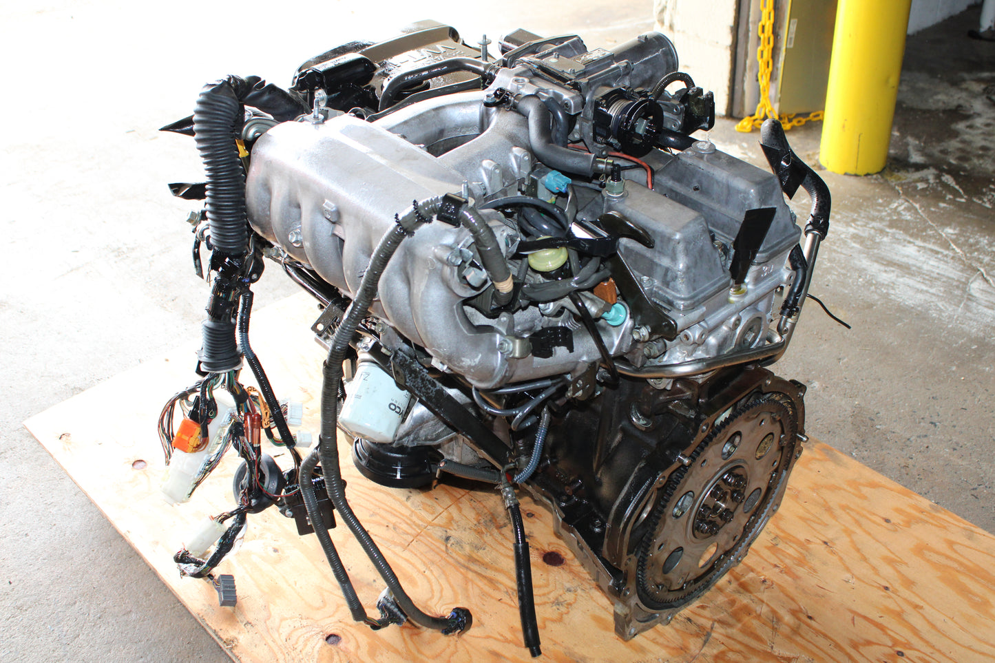 JDM 2JZGE VVTI ENGINE FOR 97-00 LEXUS SC300 98-05 LEXUS GS300 01-05 LEXUS IS300