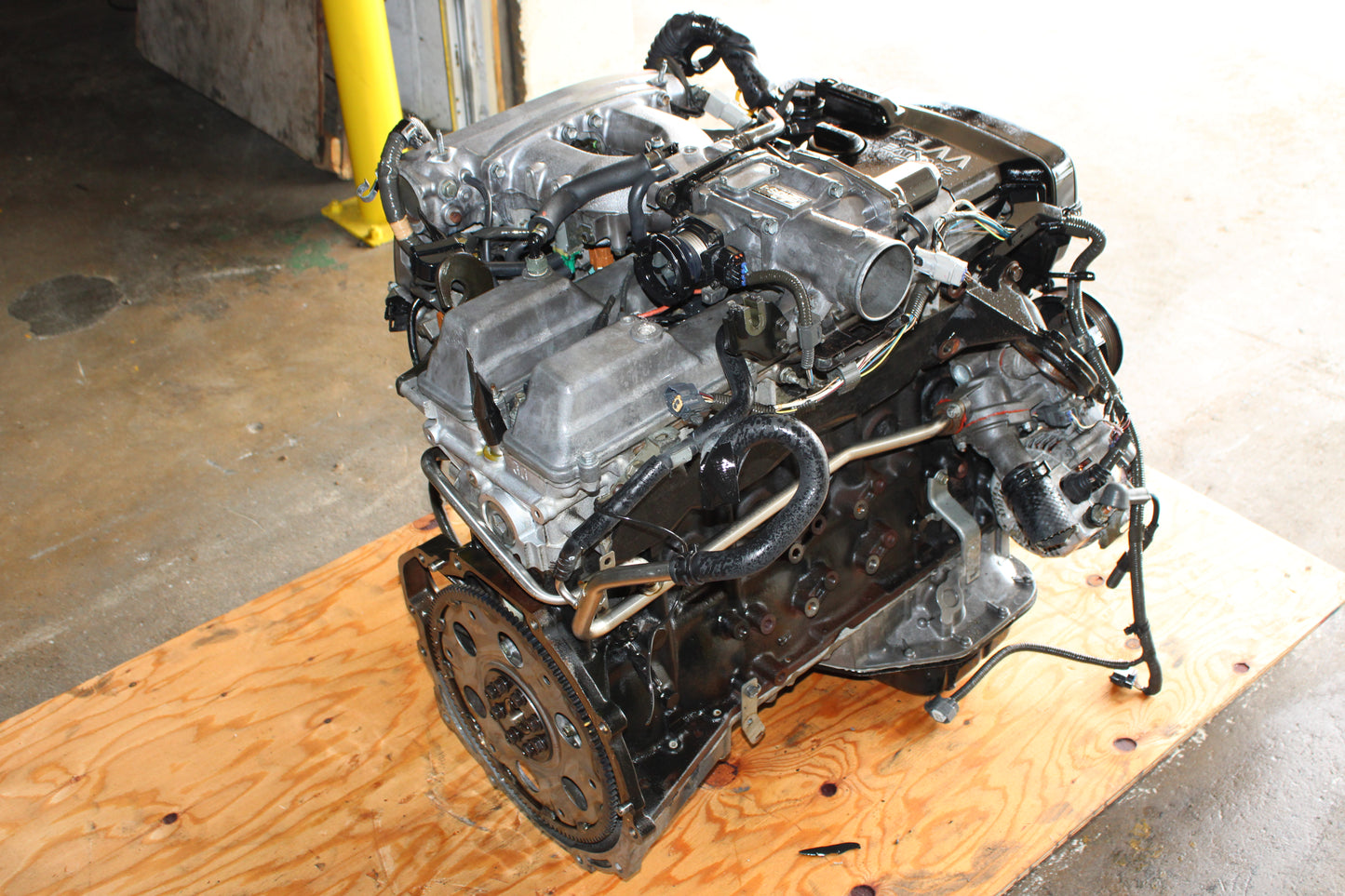 JDM 2JZGE VVTI ENGINE FOR 97-00 LEXUS SC300 98-05 LEXUS GS300 01-05 LEXUS IS300