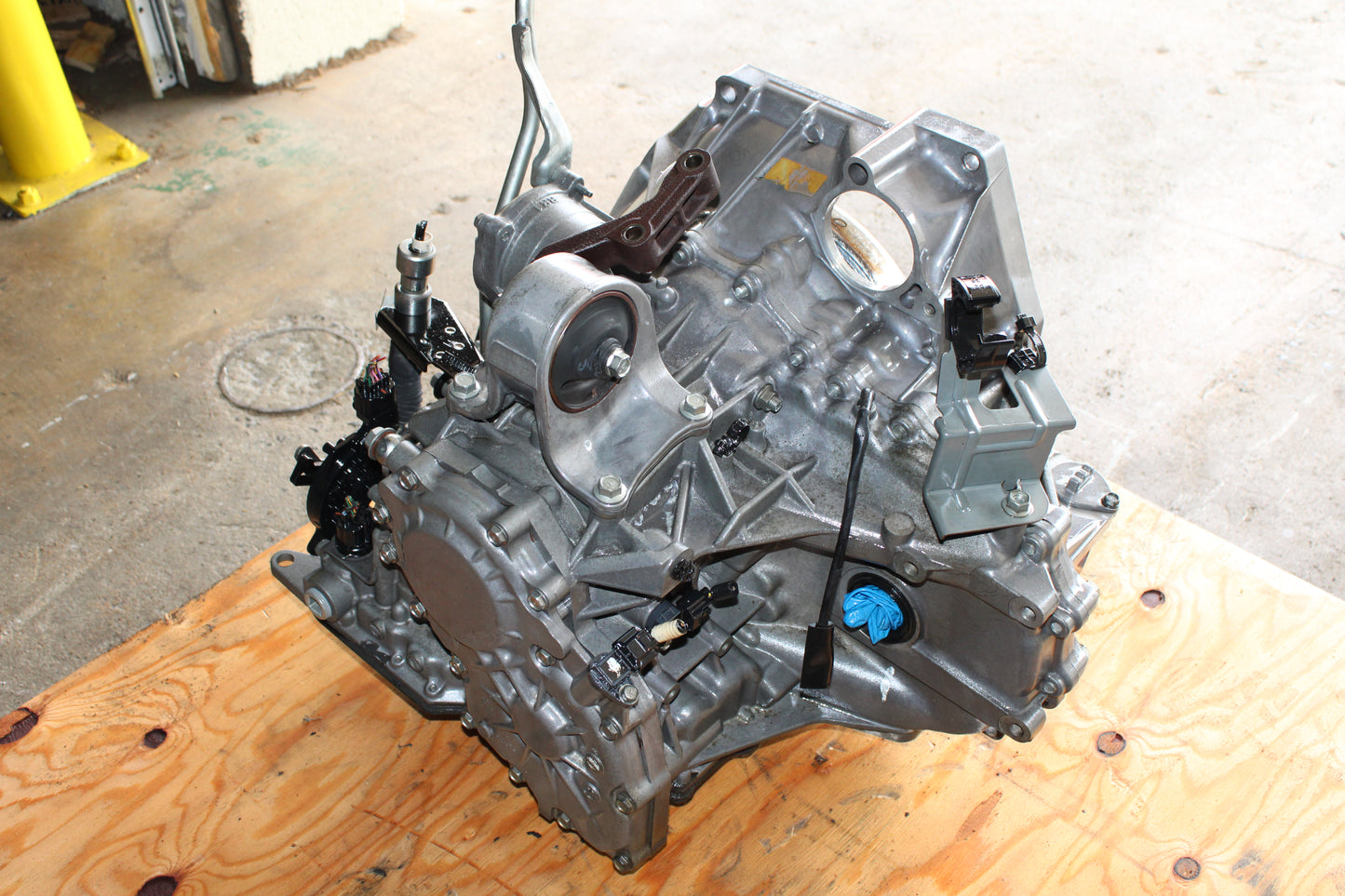 2002-2006 Nissan Altima 2.5L Automatic Transmission JDM QR25DE